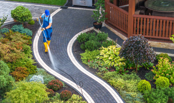 Best Deck Pressure Washing  in Beaver Dam, WI